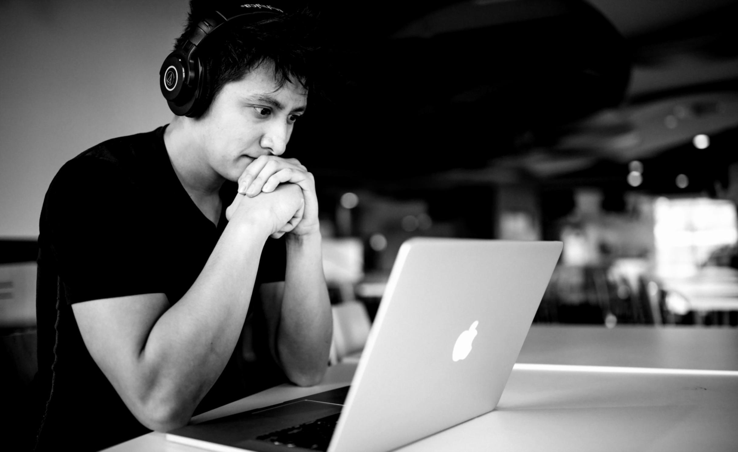 Análisis de métricas y datos de rendimiento web en pantalla